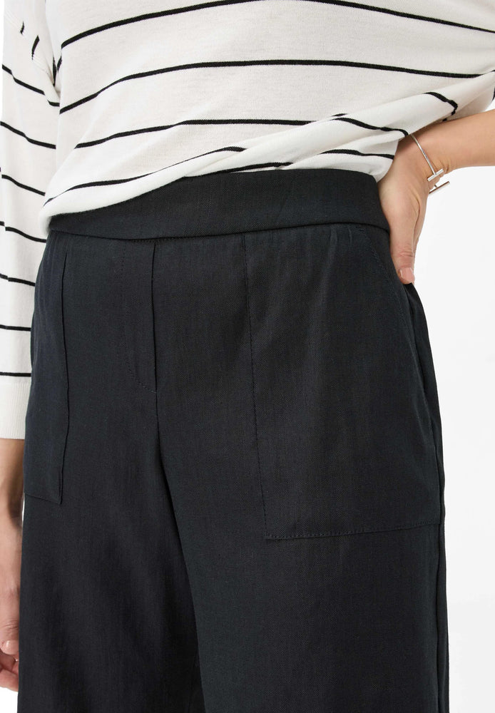 Brax Mel B Bermuda Shorts - Black