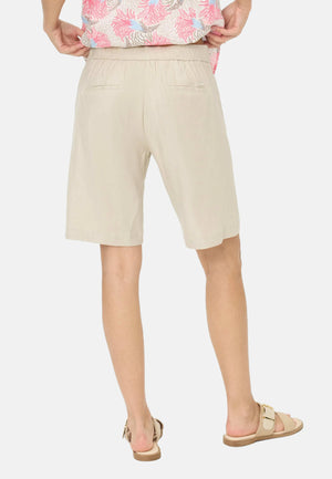 Brax Mel B Bermuda Shorts - Soft Greige